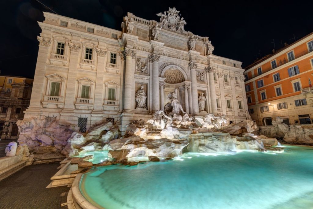 Things to see and do in Rome - Trevi Fountain