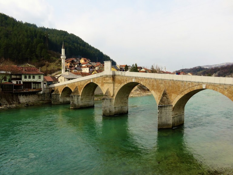 Старый мост в Конице.  Отличная однодневная поездка из Сараево по вашему маршруту в Боснии
