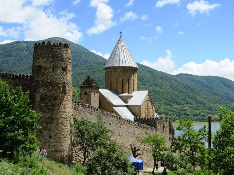 Монастыри в Грузии, которые стоит посетить