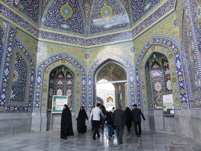 Храм Фатехме в Куме, Иран