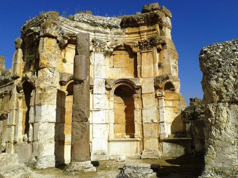 Храм Венеры в Баальбеке, Ливан