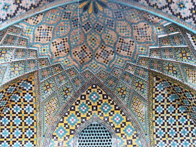 Храм имамзаде Зейда на Тегеранском Гранд базаре
