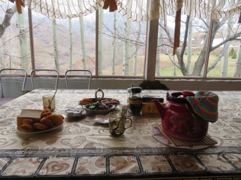 Приветственный чай в гостевом доме Руслана в Жабаглы