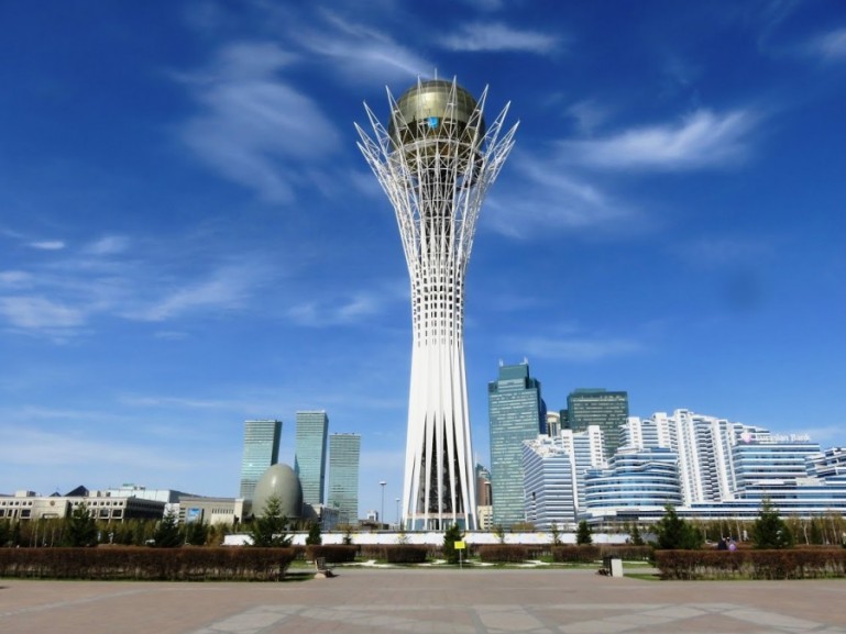 Нурсултан (Астана) — отличное начало путешествия по Казахстану.
